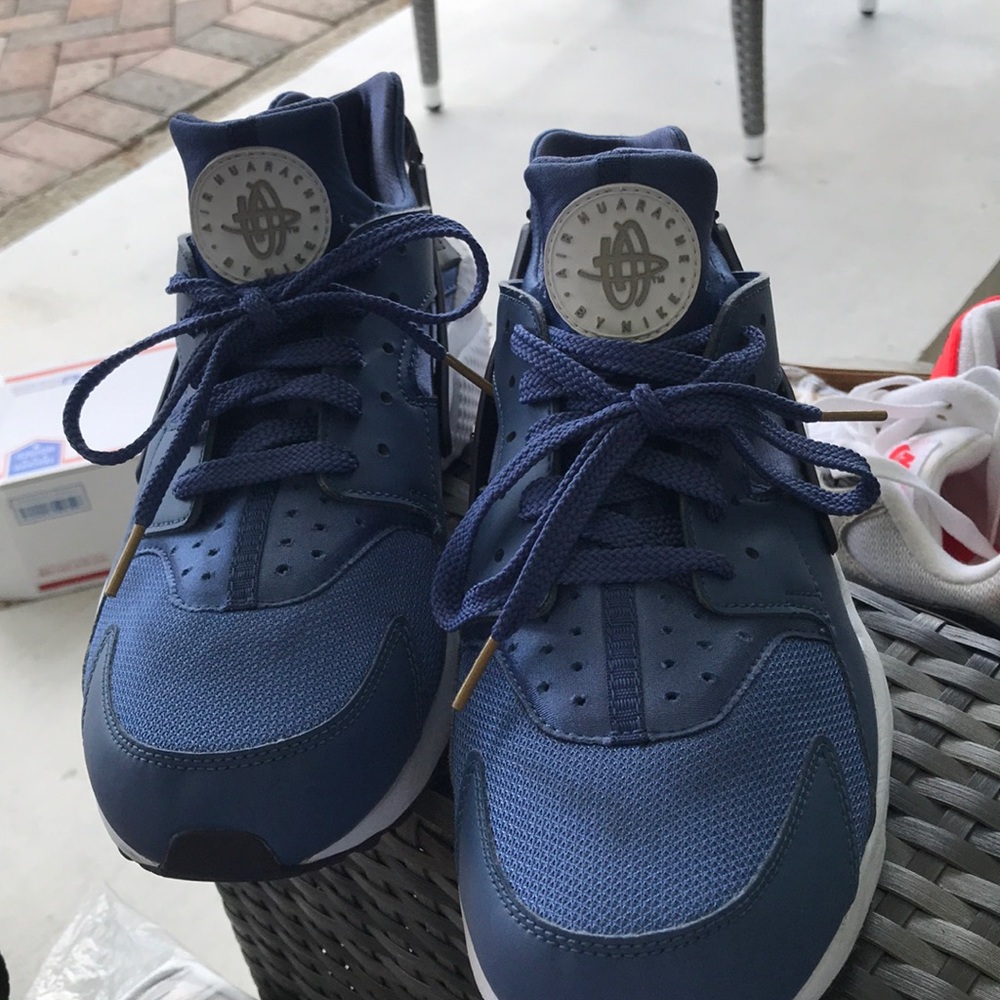 Nike Air Huarache Blue Moon Men’s Sneakers